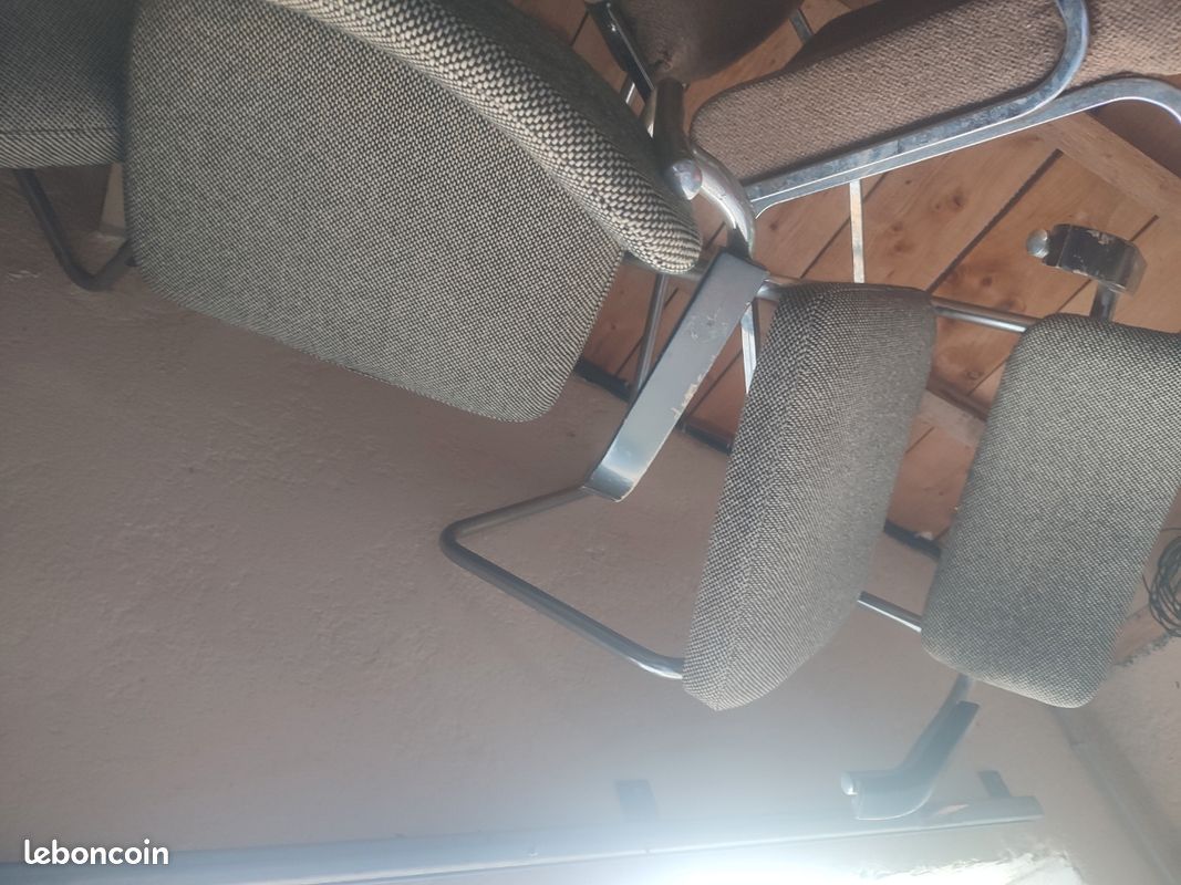 Chaises année 70 (image 4)
