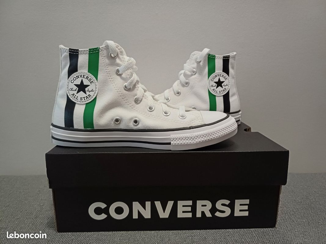 Basket converse neuve enfant toile montante Pointure 35 blanche - Main Image