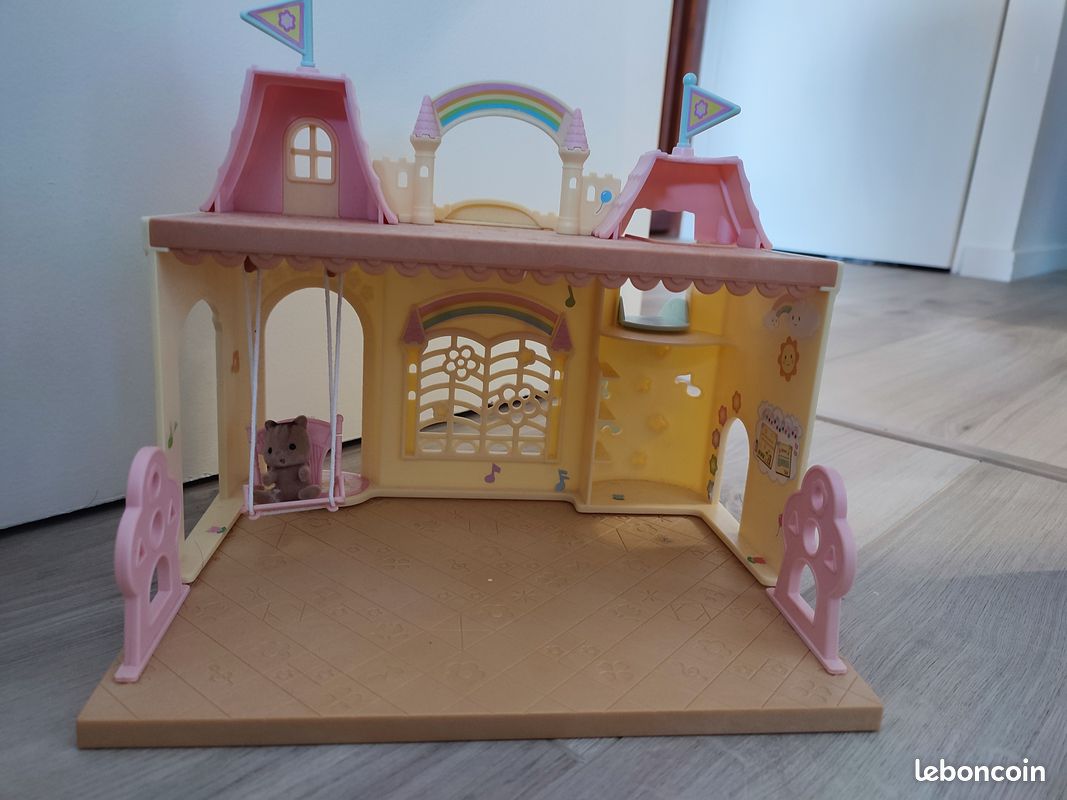 Maison sylvanian, nursery, personnages et accessoires (image 4)