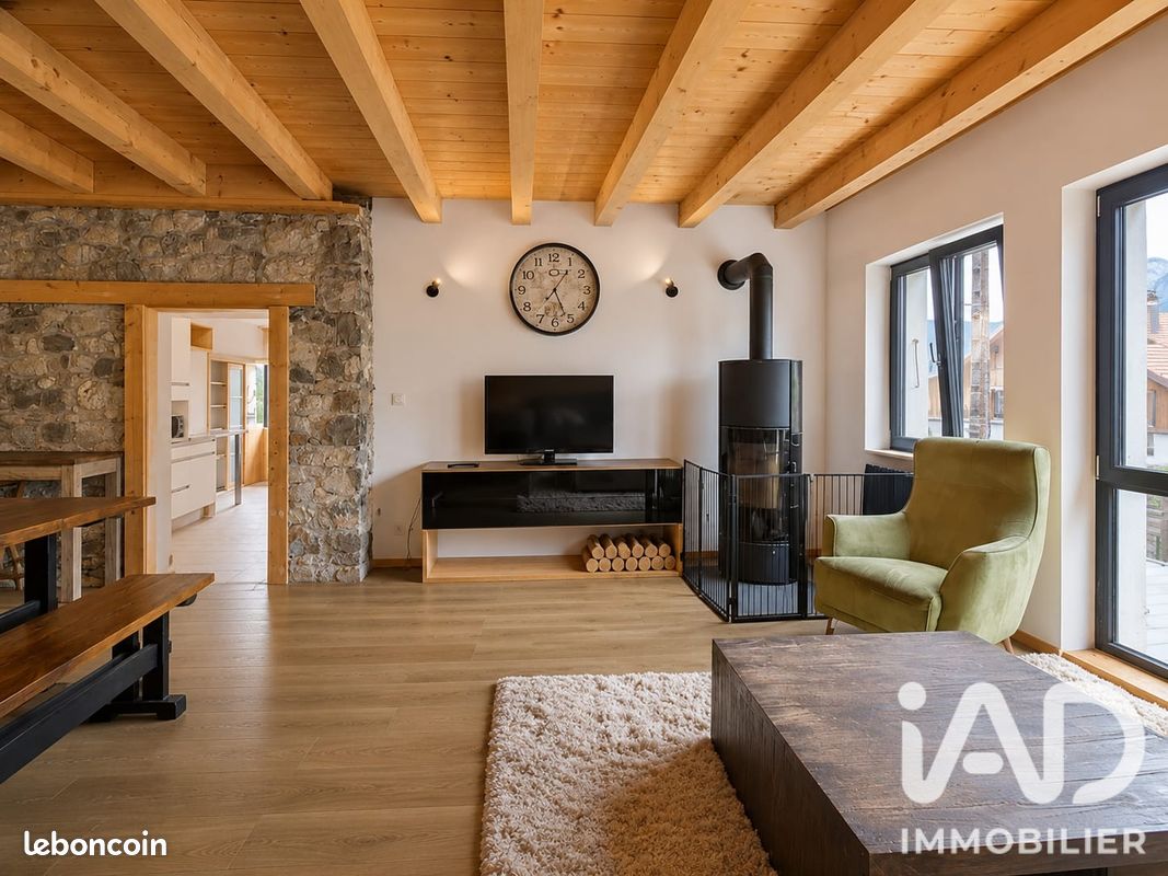 Appartement 4 pièces 82 m² · à Bonneville · 82 m² · 275 000 €