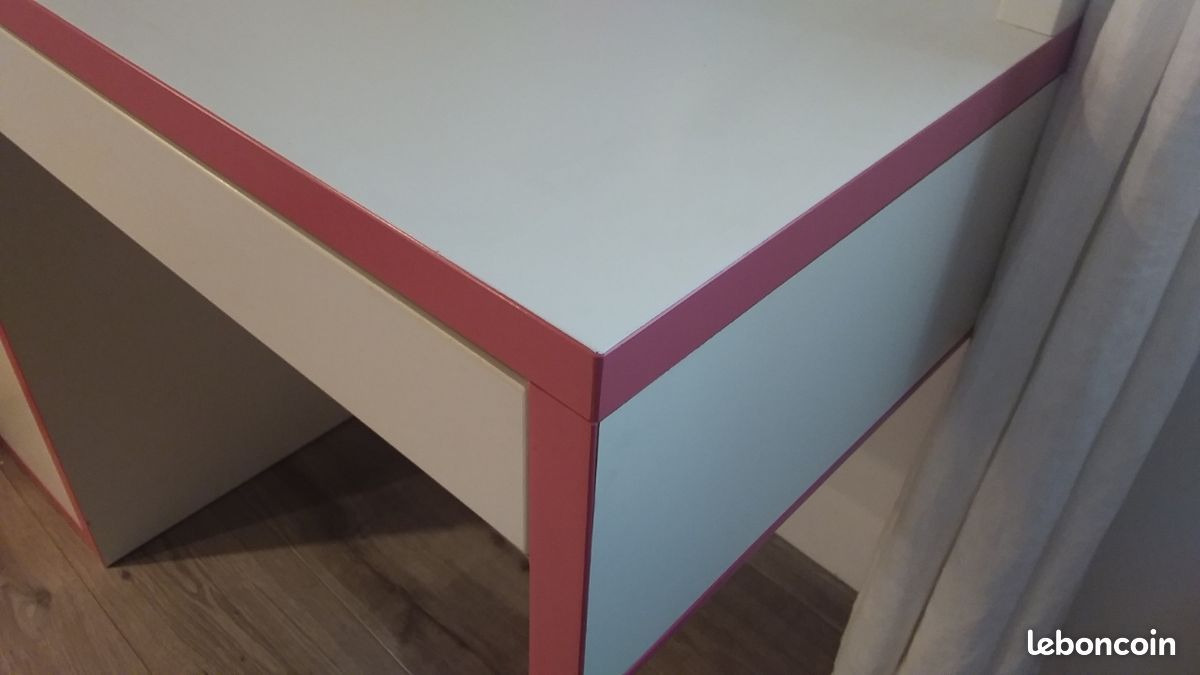 Vends bureau MICKE ikea en excellent etat (image 2)
