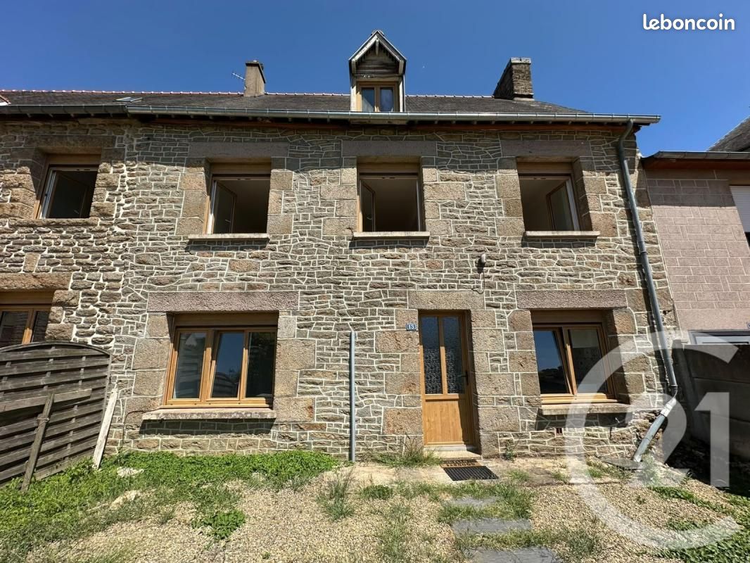 Maison 3 pièces 86 m² · à Saint-Germain-en-Coglès · 86 m² · 128 300 €