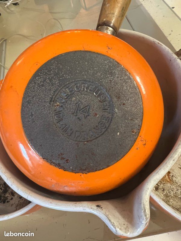 29 ⚜️ Ancienne Casserole Poêle Le Creuset 20 en Fonte