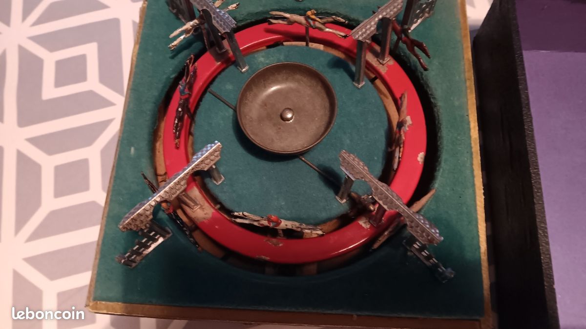 Jeu De Comptoir JEP Le Derby - Course De Chevaux Ancien, Début XXème, Très Bon état