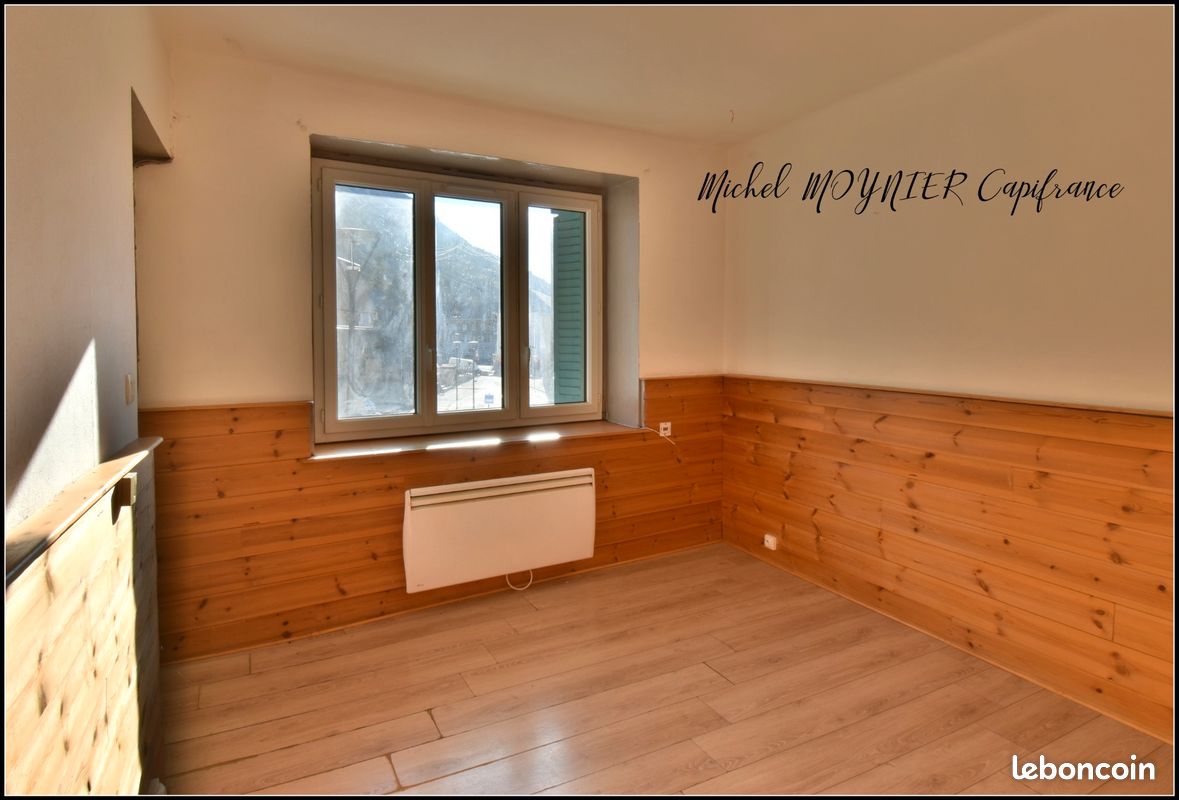 Maison 5 pièces 77 m² · à L'Argentière-la-Bessée · 77 m² · 193 000 €