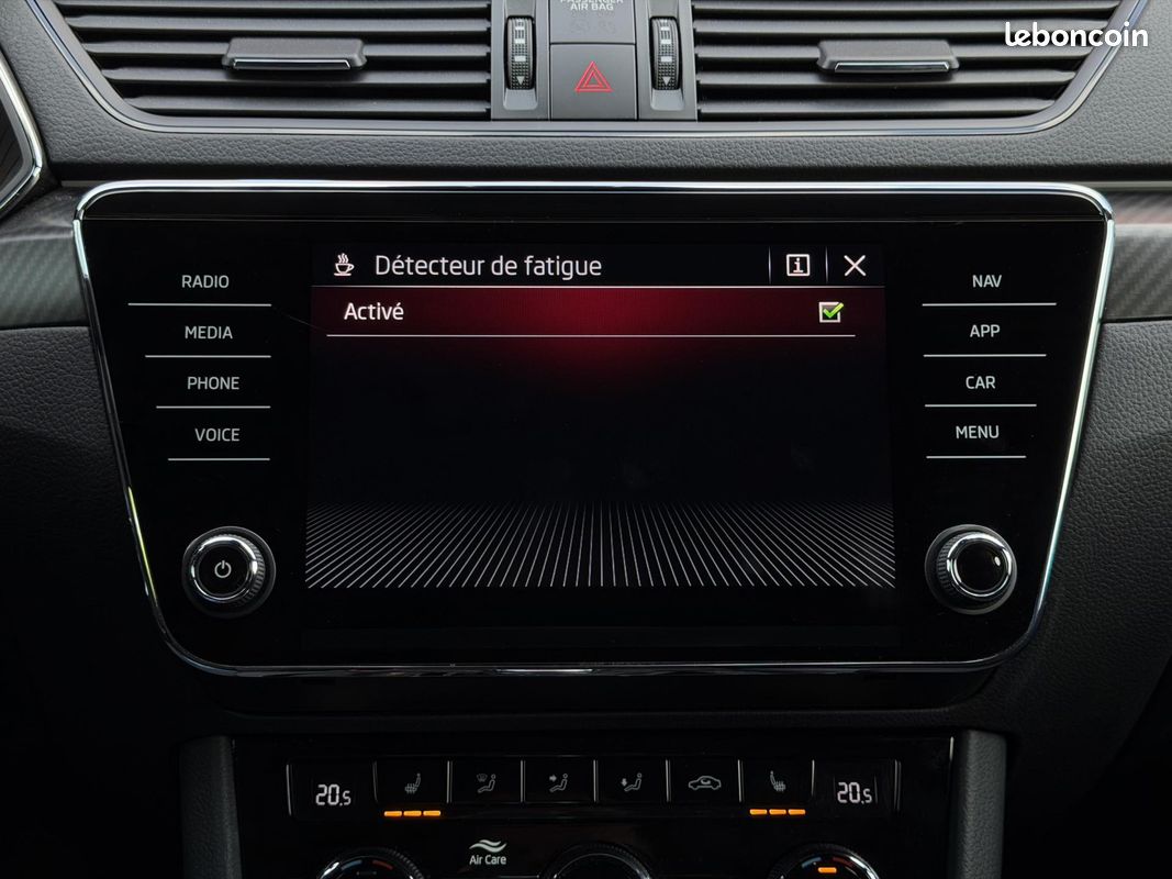 SKODA SUPERB Sportline TSI PHEV Hyrbide recharg 218 DSG 1ère Main Attelage Caméra Kessy GPS (image 33)