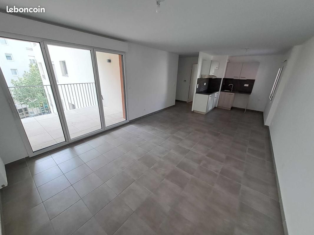 Appartement 3 pièces 64 m² · à Villeurbanne · 64 m² · 920 €