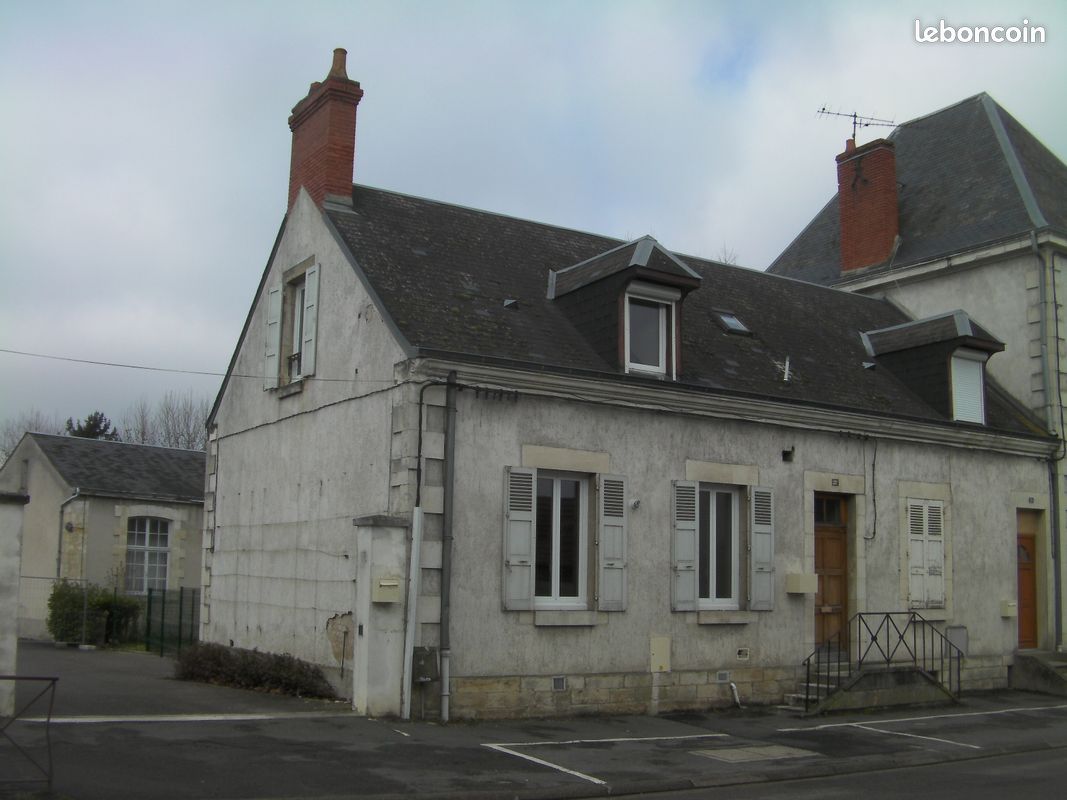 Maison 9 pièces 221 m² · à Vierzon · 221 m² · 185 000 €