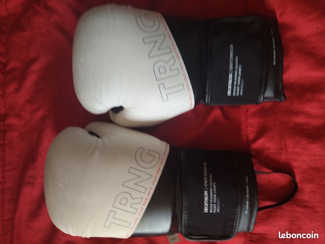 Gants de boxe rouge et blanc (image 2)