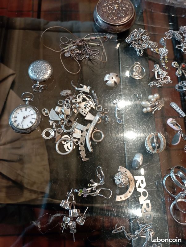 Lot De Bijoux Vintage En Laiton Et Cuir à Détourner Ou Restaurer - Référence Lbb0307, Occasion