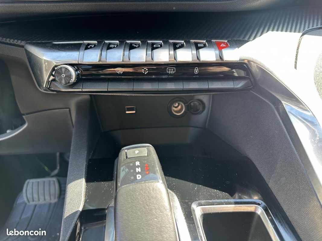 PEUGEOT 3008 130ch 1.2i S&S EAT6 II Active Business - GARANTIE 12 MOIS (image 12)