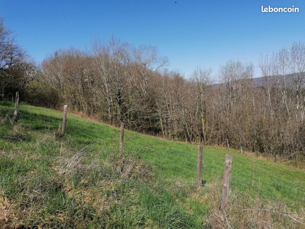 Terrain 4 300 m² Auzits · 45 000 €