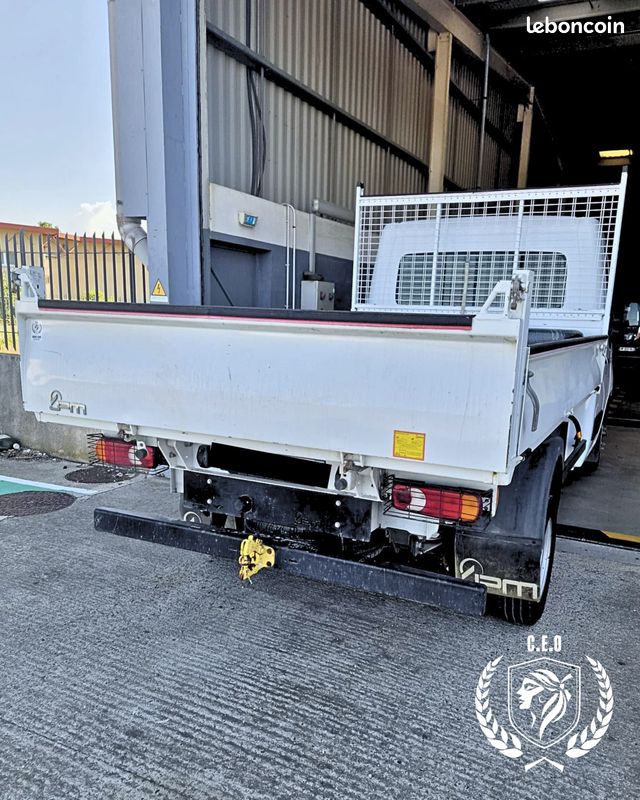 RENAULT MASTER BENNE 165cv – PACK CHANTIER RENFORCÉ (image 3)