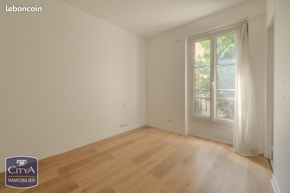 Appartement 2 pièces 42 m² · à Paris · 42 m² · 390 000 €