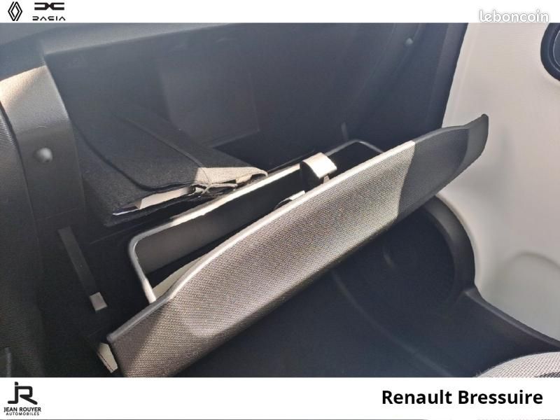 Renault Twingo 1.0 SCe 65ch Equilibre (image 17)