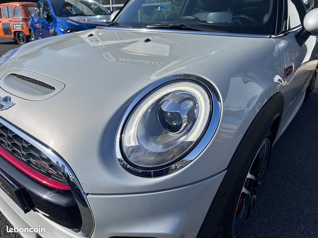 MINI HATCH 3 PORTES F56 LCI 231 ch John Cooper Works BVA8 Finition JCW Pro (image 24)