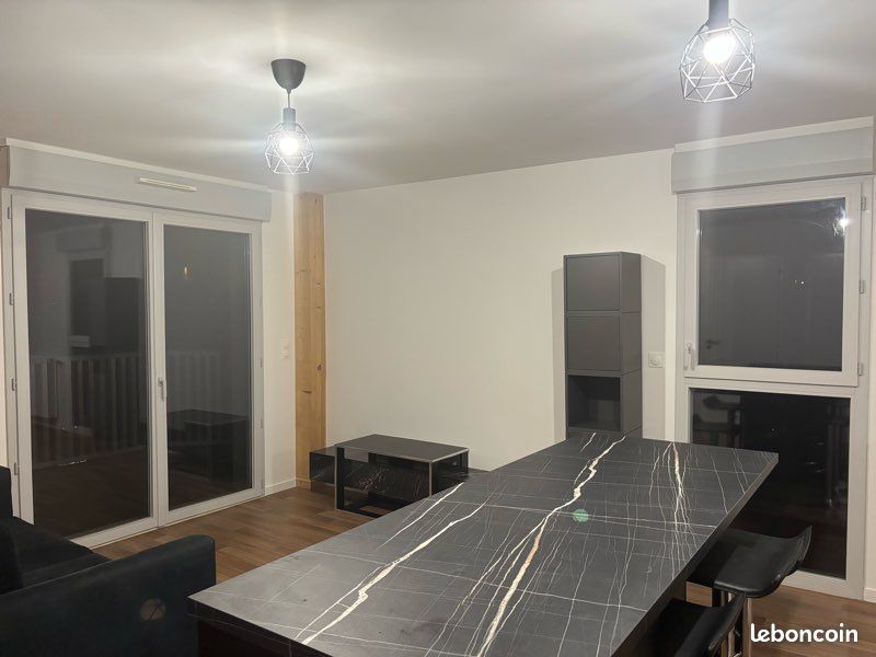 T2 meublé 53 m² – Terrasse 14 m² – Dernier étage – Parking – Saint-Herblain (image 10)