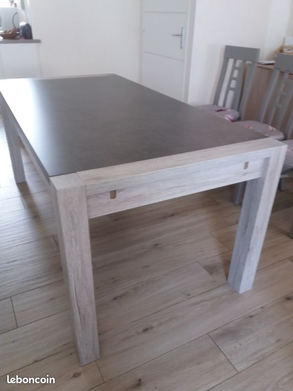 Table a manger (image 1)