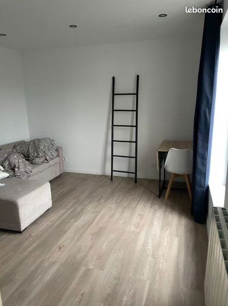 Appartement 1 pièce 17 m² · à Fontenay-aux-Roses · 17 m² · 700 €/mois