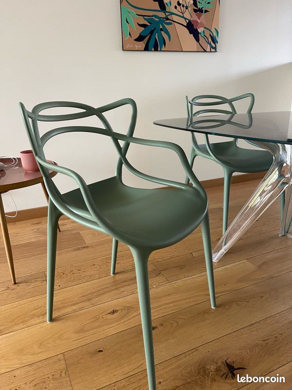 4 chaises philippe STARCK Vert sauge (image 1)