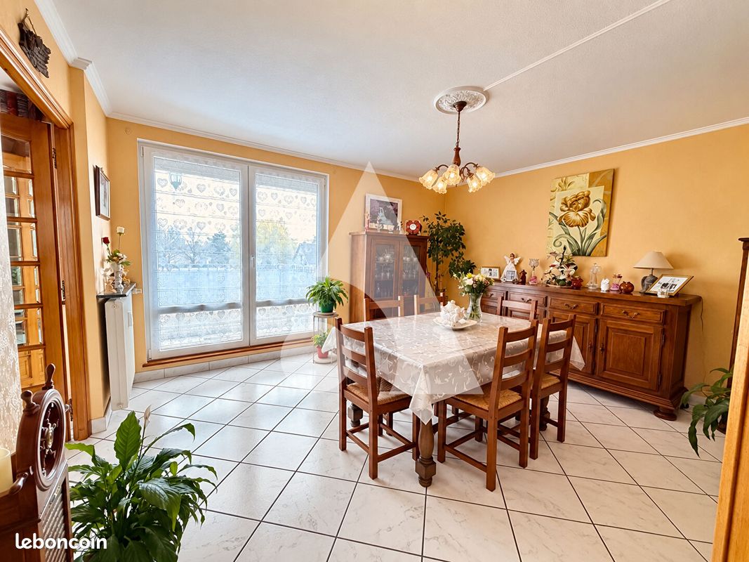 Appartement 5 pièces 76 m² · à Quetigny · 76 m² · 140 000 €