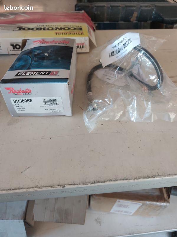 Flexible de frein Raybestos Element3 BH38065 neuf – Chevrolet / GMC / Buick / Pontiac (image 1)