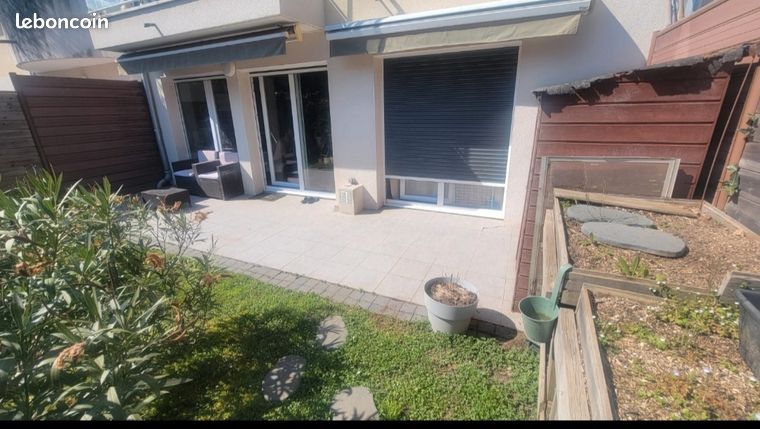 Apparemment T2 rez de jardin