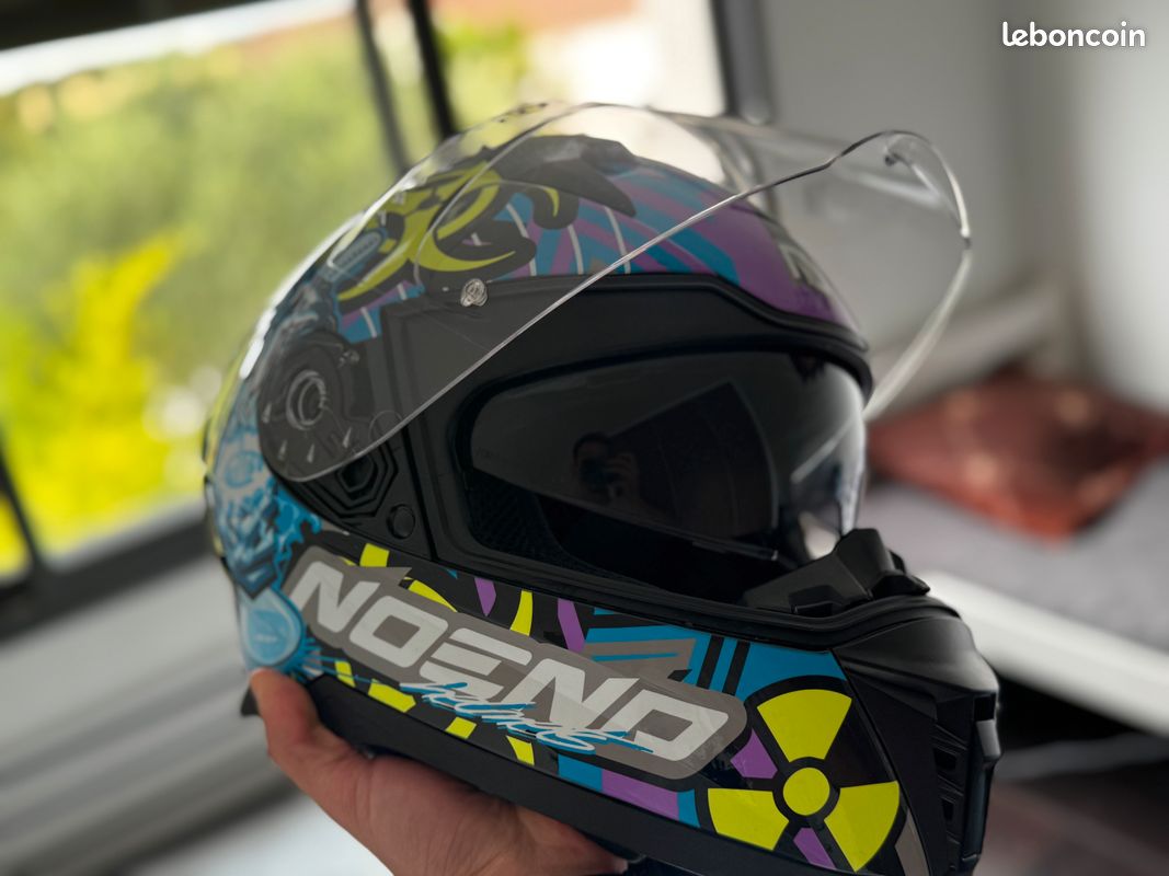 Capacete de moto (image 1)