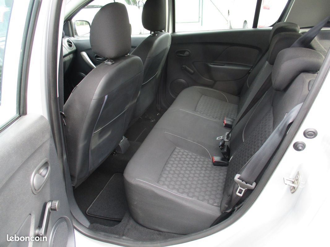 Sandero 1.5 DCI 75ch,2014,116000kms,1ère Main,Reg,Bluetooth... (image 5)