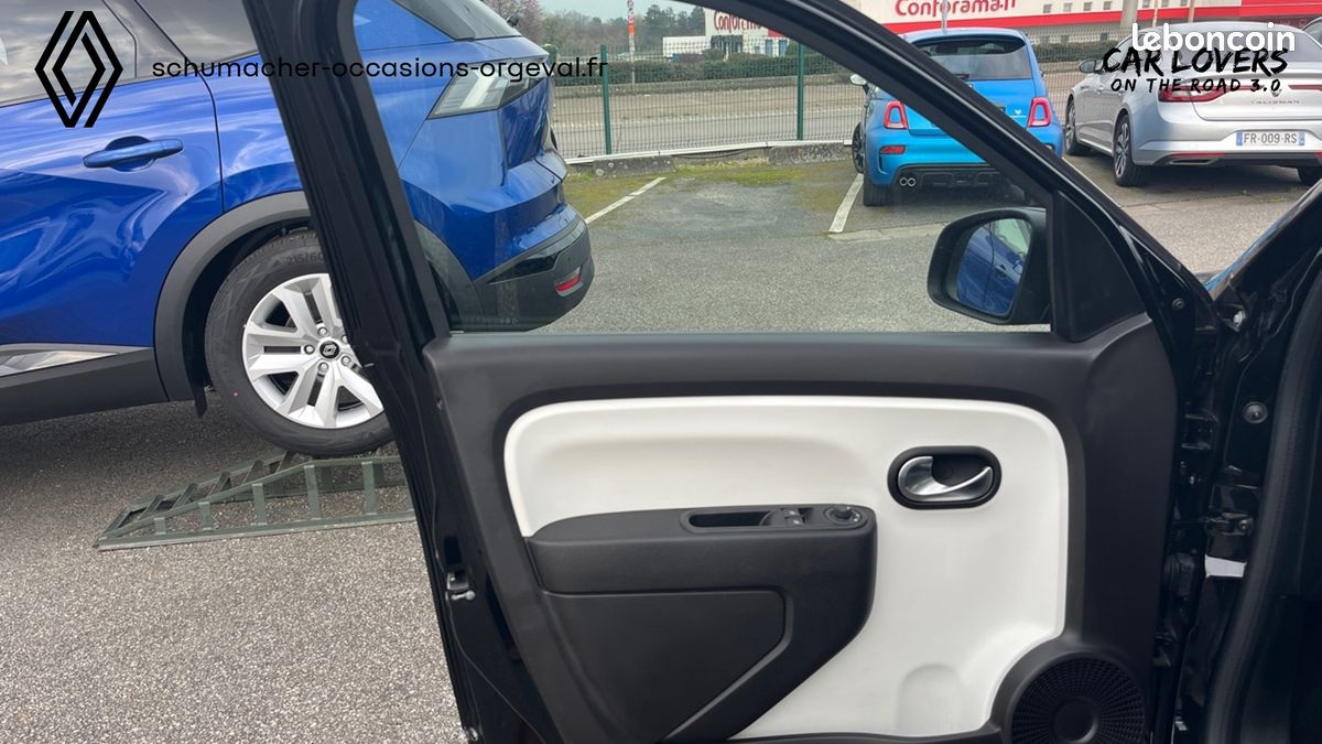 RENAULT Twingo III Achat Intégral - 21 Zen (image 16)