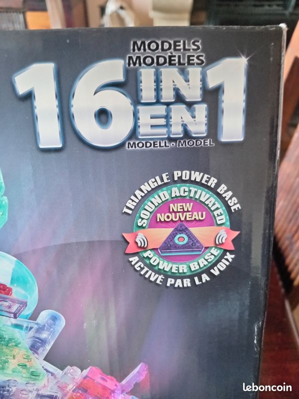 Space fighter lumineux 16 en Laser Pegs Jeux Jouets