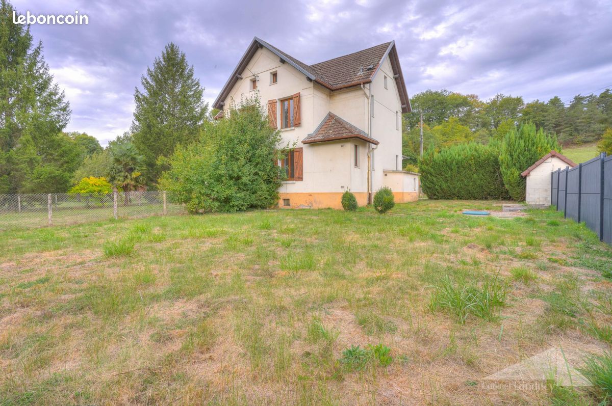 Maison 4 pièces 84 m² · à Pougny · 84 m² · 250 000 €