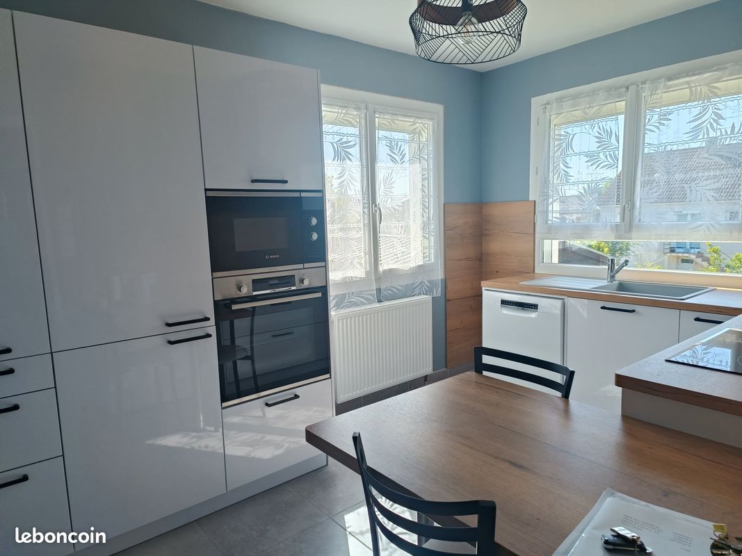 Maison 4 pièces 81 m² · à La Chapelle-Saint-Ursin · 81 m² · 156 000 €