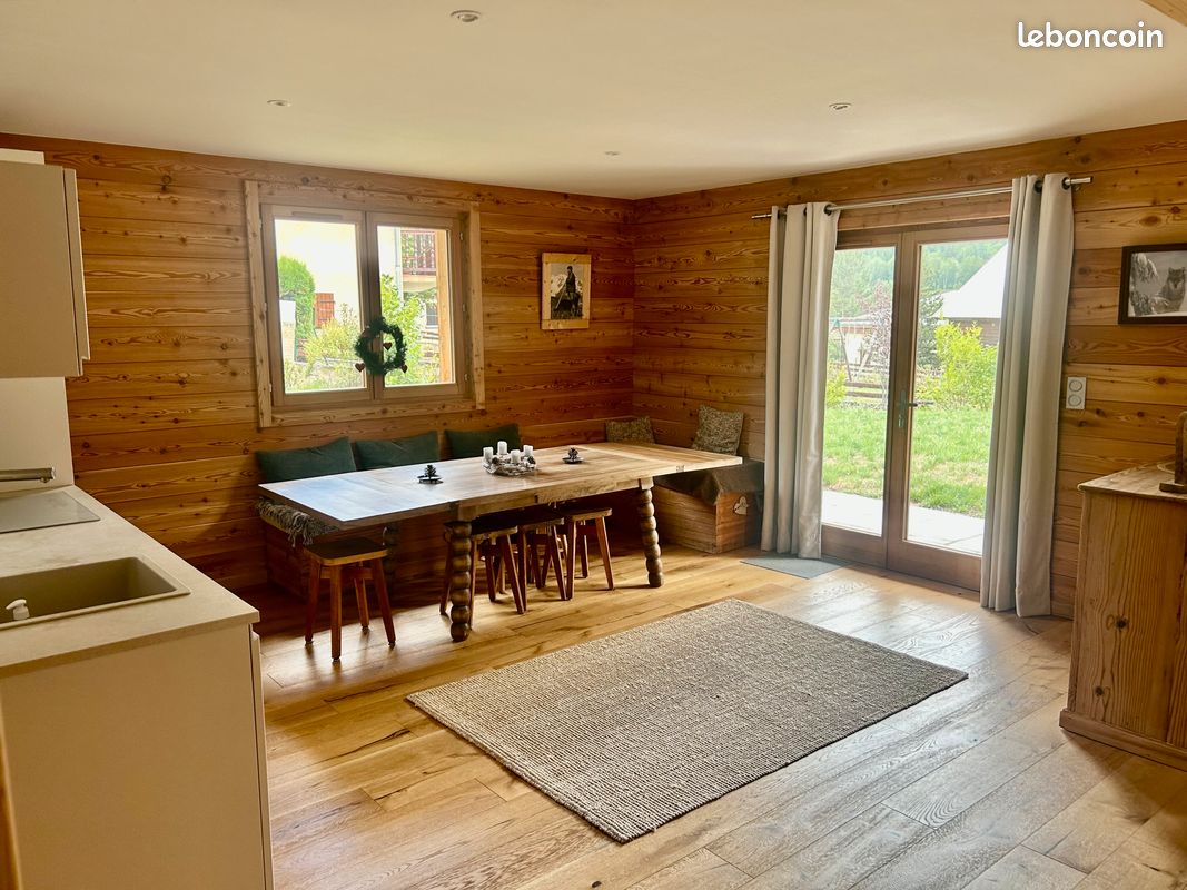 Serre- Chevalier Chantemerle. Bel appartement neuf en RDC de chalet (image 4)