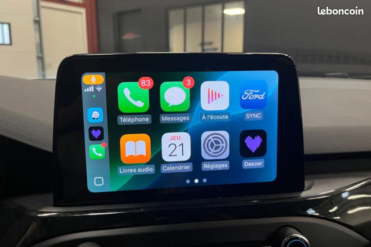 FORD FOCUS ST LINE X EcoBoost 155 ch MHEV - 1ERE MAIN - PARFAIT ÉTAT - VIRTUAL COCKPIT - CARPLAY - ATTELAGE AMOVIBLE (image 17)