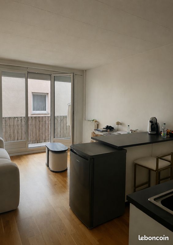 Appartement 1 pièce 24 m² · à Paris · 24 m² · 990 €/mois