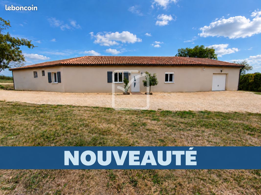 Maison 6 pièces 152 m² · à Rampieux · 152 m² · 296 800 €