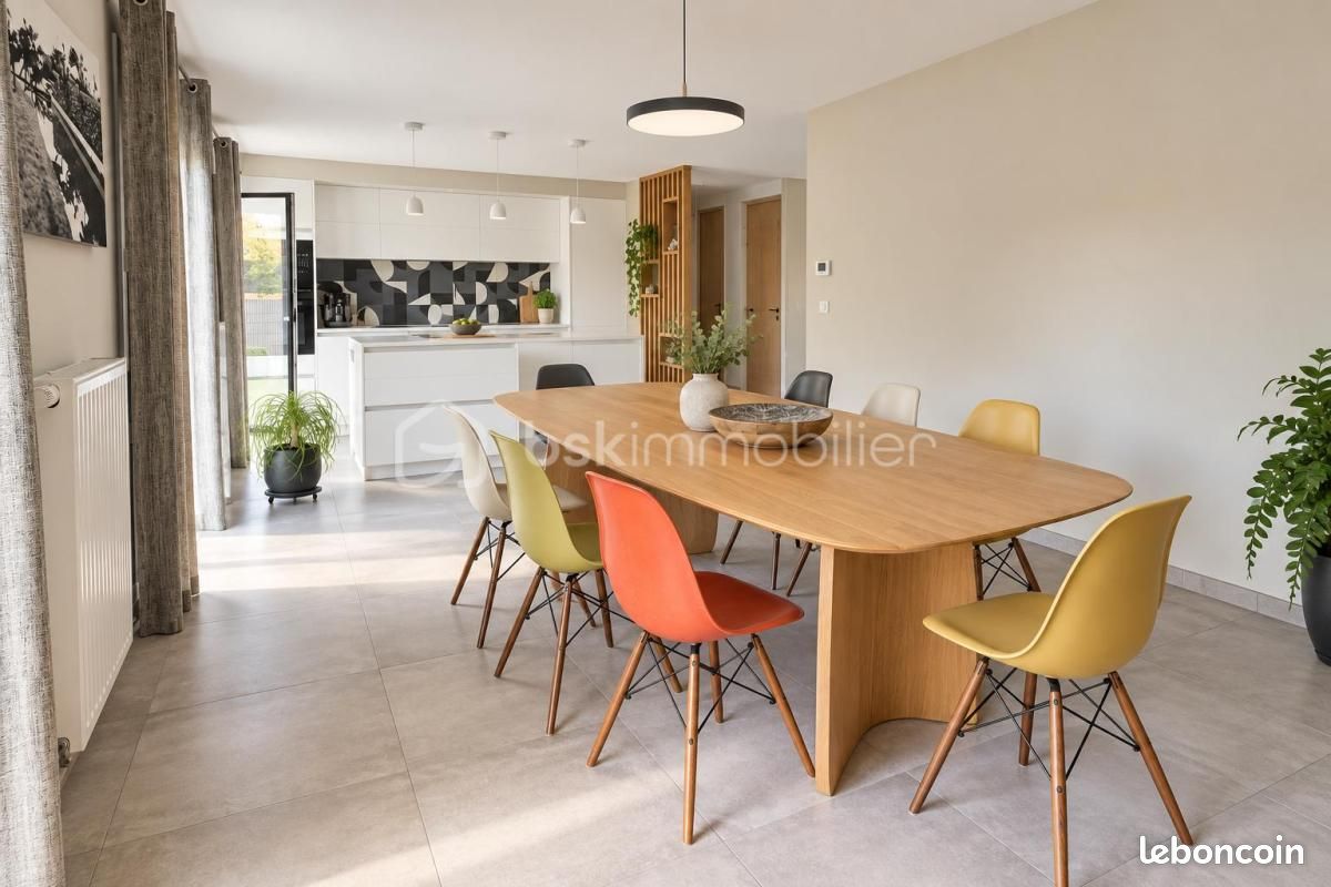 Maison 6 pièces 132 m² · à Saintry-sur-Seine · 132 m² · 389 000 €