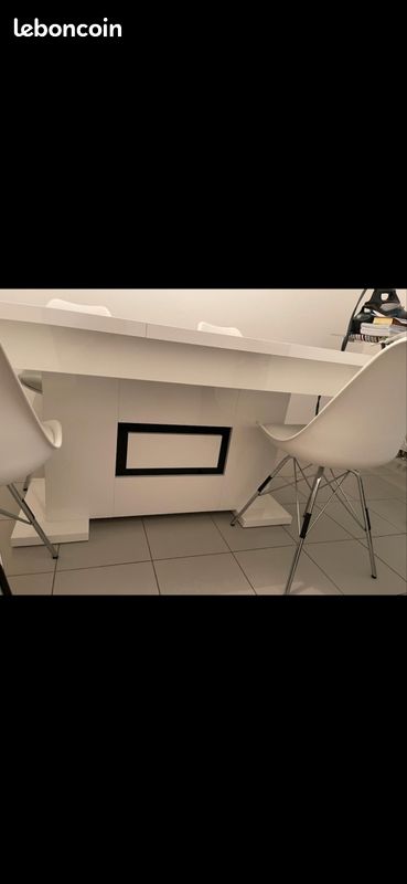 Table salle à manger + 4 chaise (image 1)