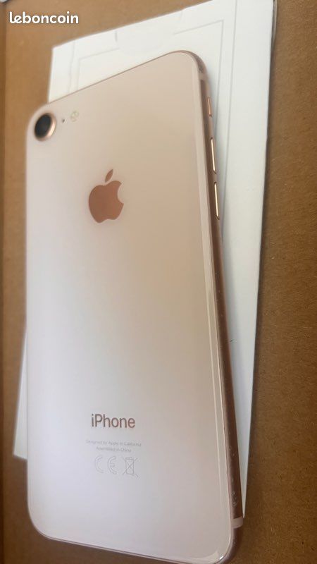 IPhone 8 64 GB batterie neuve, garantie (image 2)