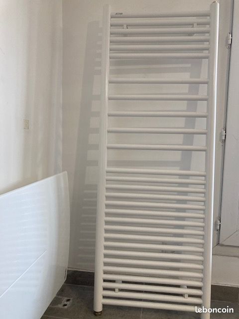 Radiateur Sèche serviette eau chaude ACOVA (image 3)