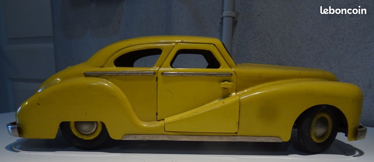 VOITURE ANCIENNE DAB LA PILOTO TOLE CIJ CR JEP