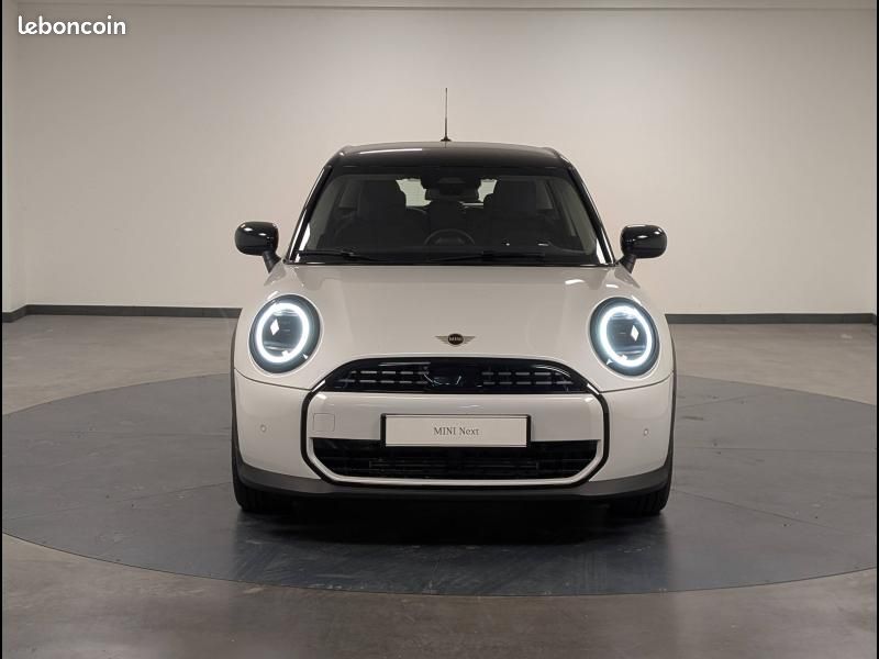 Mini Cooper 5 Portes C 156ch Classic DKG7 (image 2)