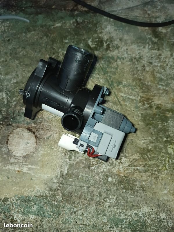 Pompe de vidange machine a laver (image 1)