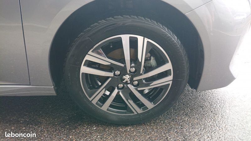 Peugeot 208 1.2 PURETECH 130CH S&S ROADTRIP EAT8 (image 14)