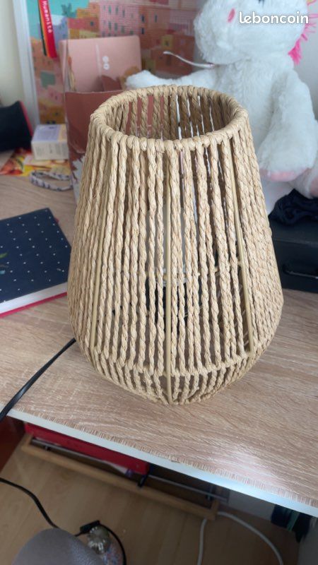 Lampe de chevet (image 1)