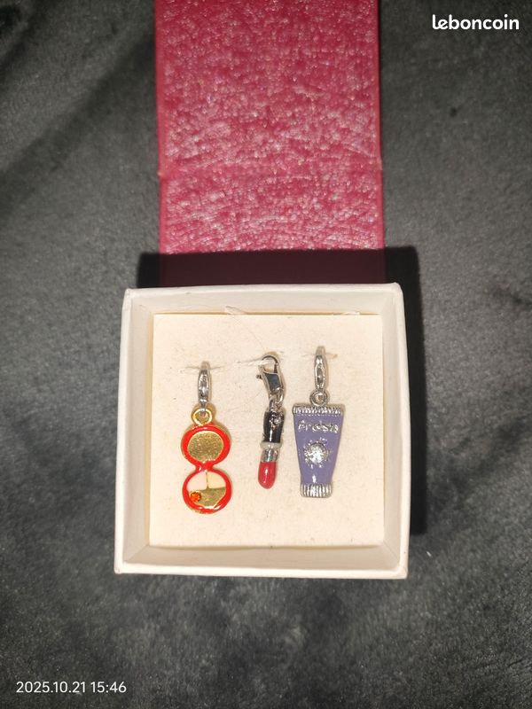 Charms (image 1)