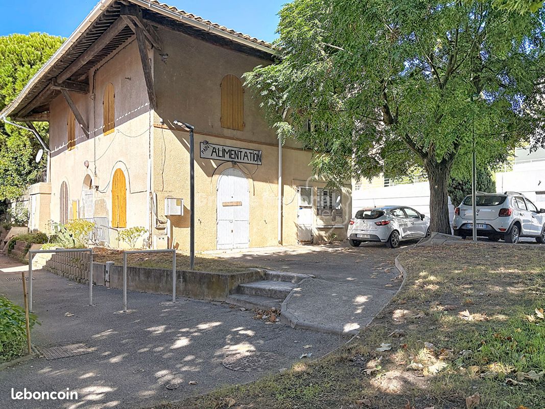 Maison 5 pièces 155 m² · à Saint-Chamas · 155 m² · 204 000 €
