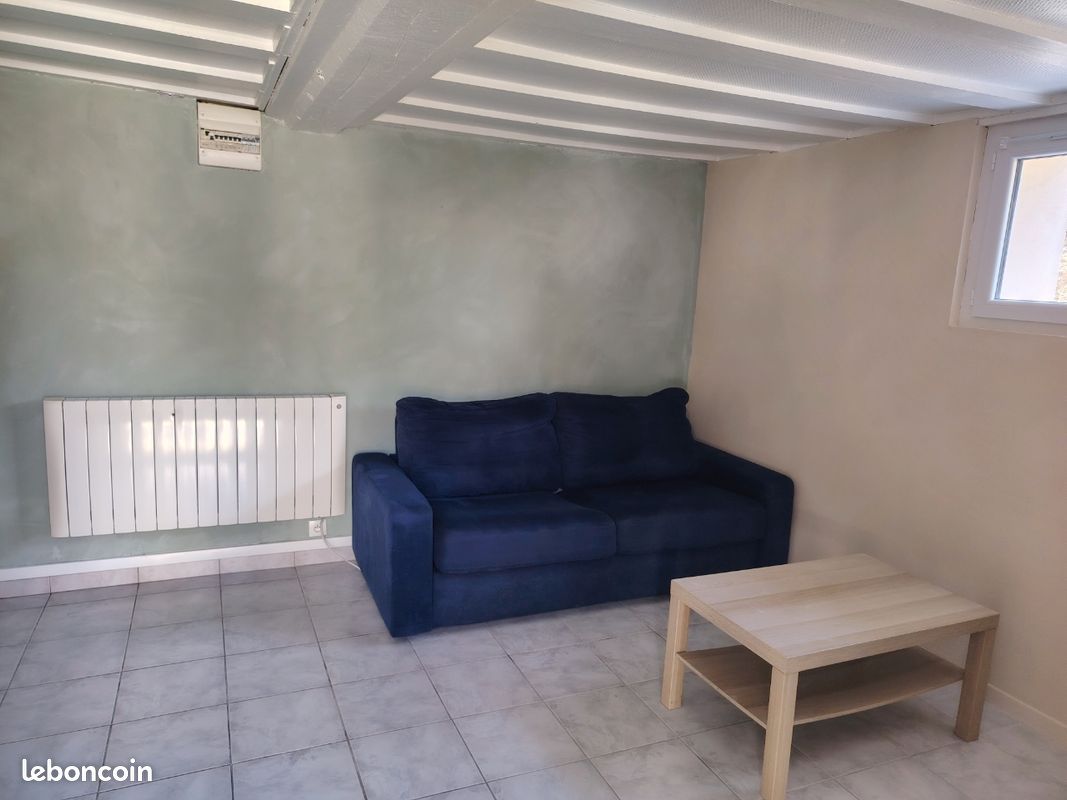Appartement 1 pièce 17 m² · à Évreux · 17 m² · 450 €