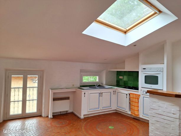 Duplex avec 3 pièces de 54 m² Salernes Var